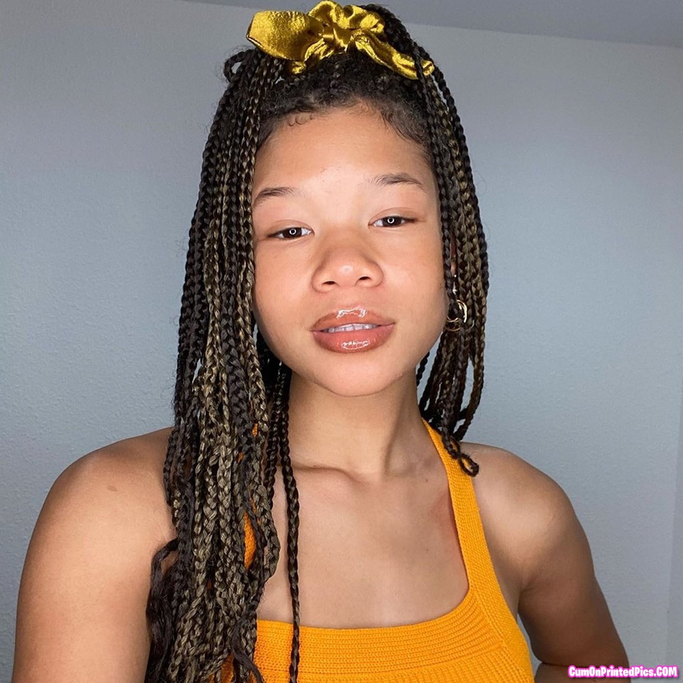 storm-reid-instagram-outfits-at-home.jpg