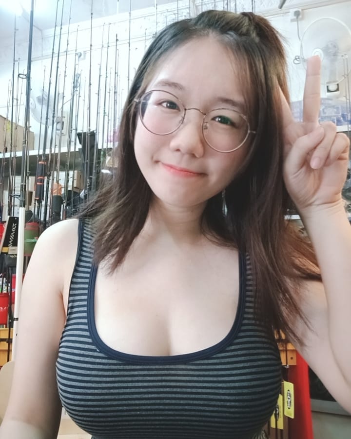 Vivian Hii Chinese slut from Malaysia (2).jpg