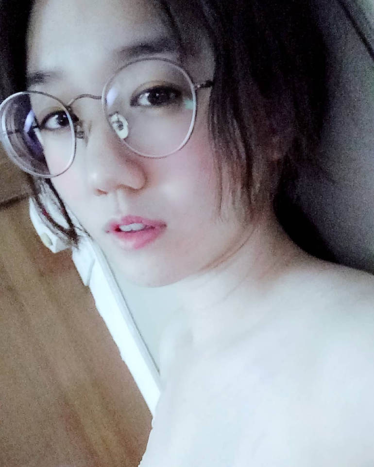 Vivian Hii Chinese slut from Malaysia (4)__01__01.png