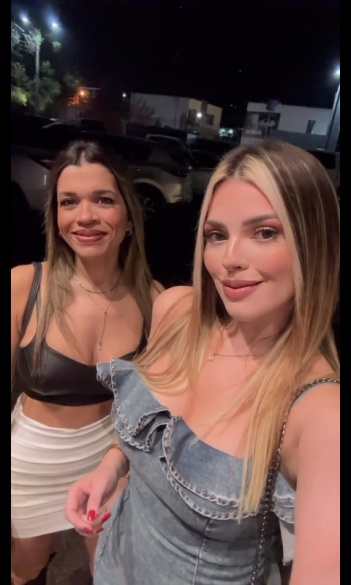 Whos Face Would You Rather Cum On? Game