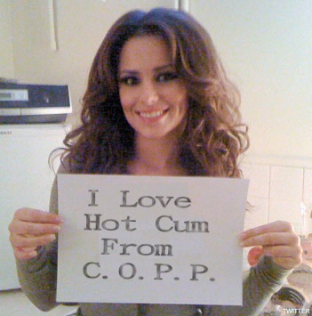 Cheryl Cole loves this forum!